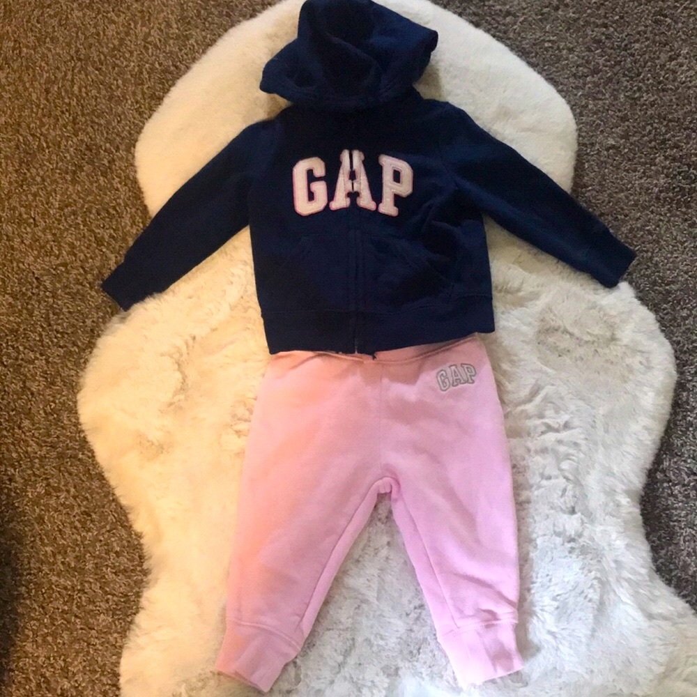 Baby Gap sweat outfit